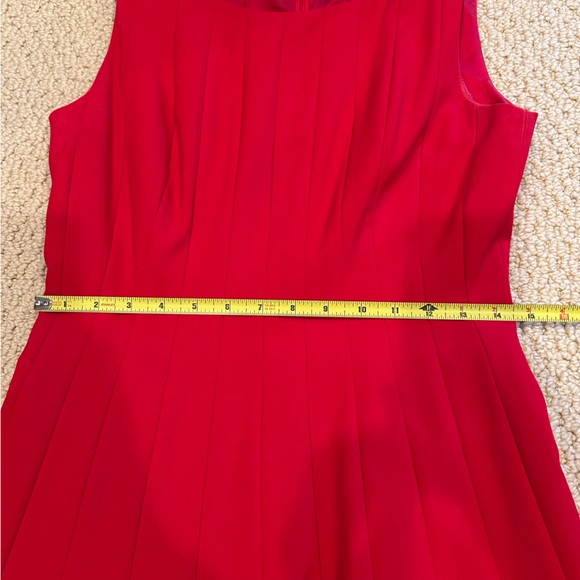 Ellen Tracy Women’s Red Holiday Dress, Size 4 - Picture 5 of 9